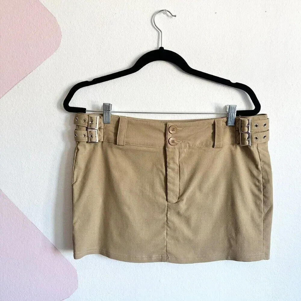 Beige Micro Mini Skirt, Minimalist, Bimbo, Preppy, Retro, Feminine, Y2K,‎ Large